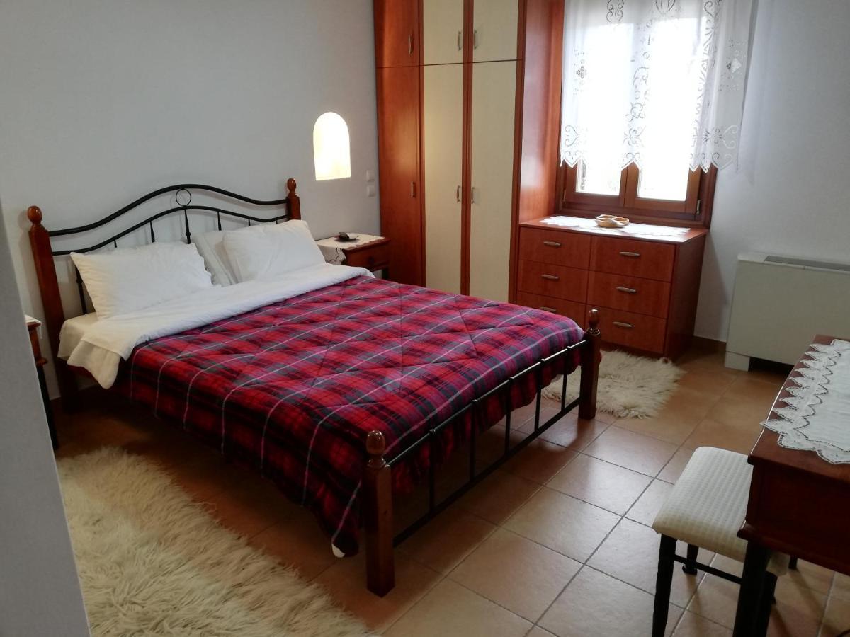 Sunshine House For 9, Cozy Set Up,Verandas, Sea View. Karterados  Bagian luar foto