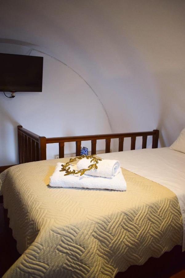 Sunshine House For 9, Cozy Set Up,Verandas, Sea View. Karterados  Bagian luar foto