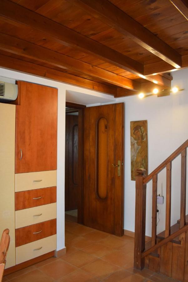 Sunshine House For 9, Cozy Set Up,Verandas, Sea View. Karterados  Bagian luar foto