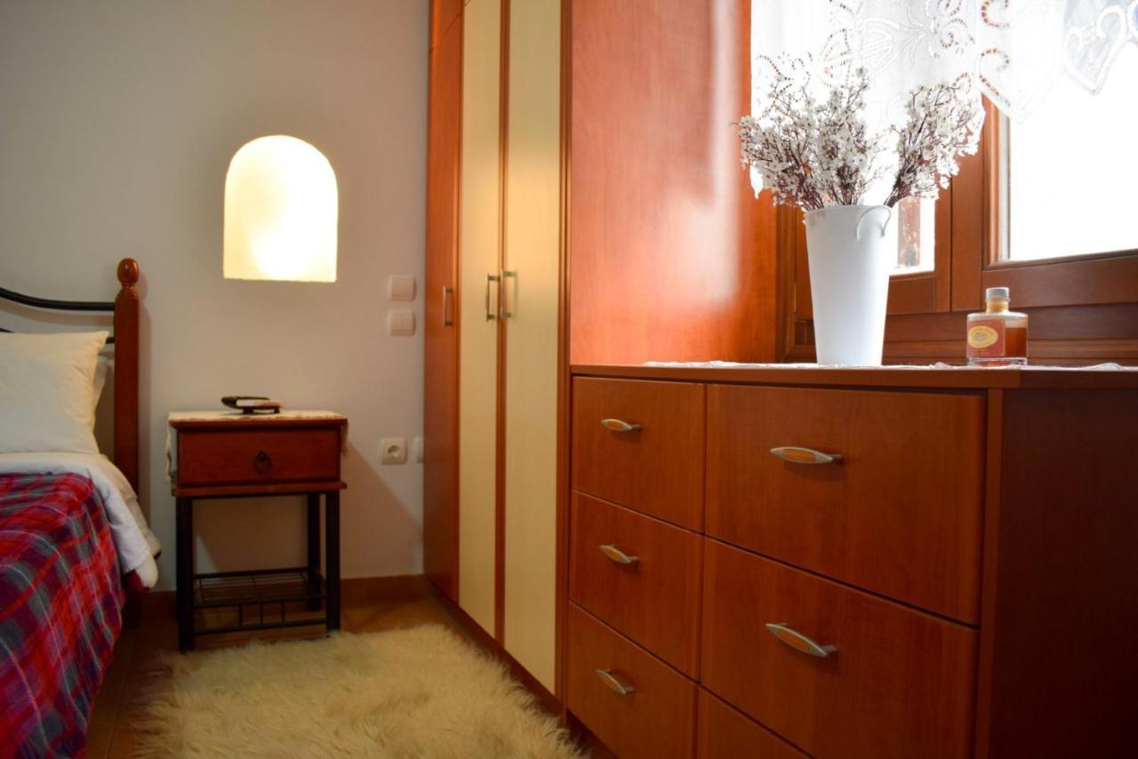 Sunshine House For 9, Cozy Set Up,Verandas, Sea View. Karterados  Bagian luar foto