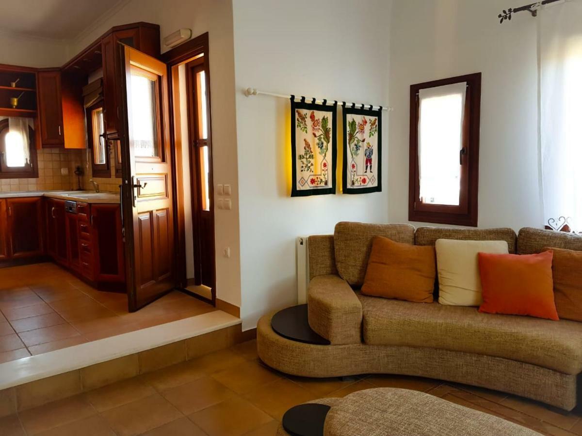 Sunshine House For 9, Cozy Set Up,Verandas, Sea View. Karterados  Bagian luar foto