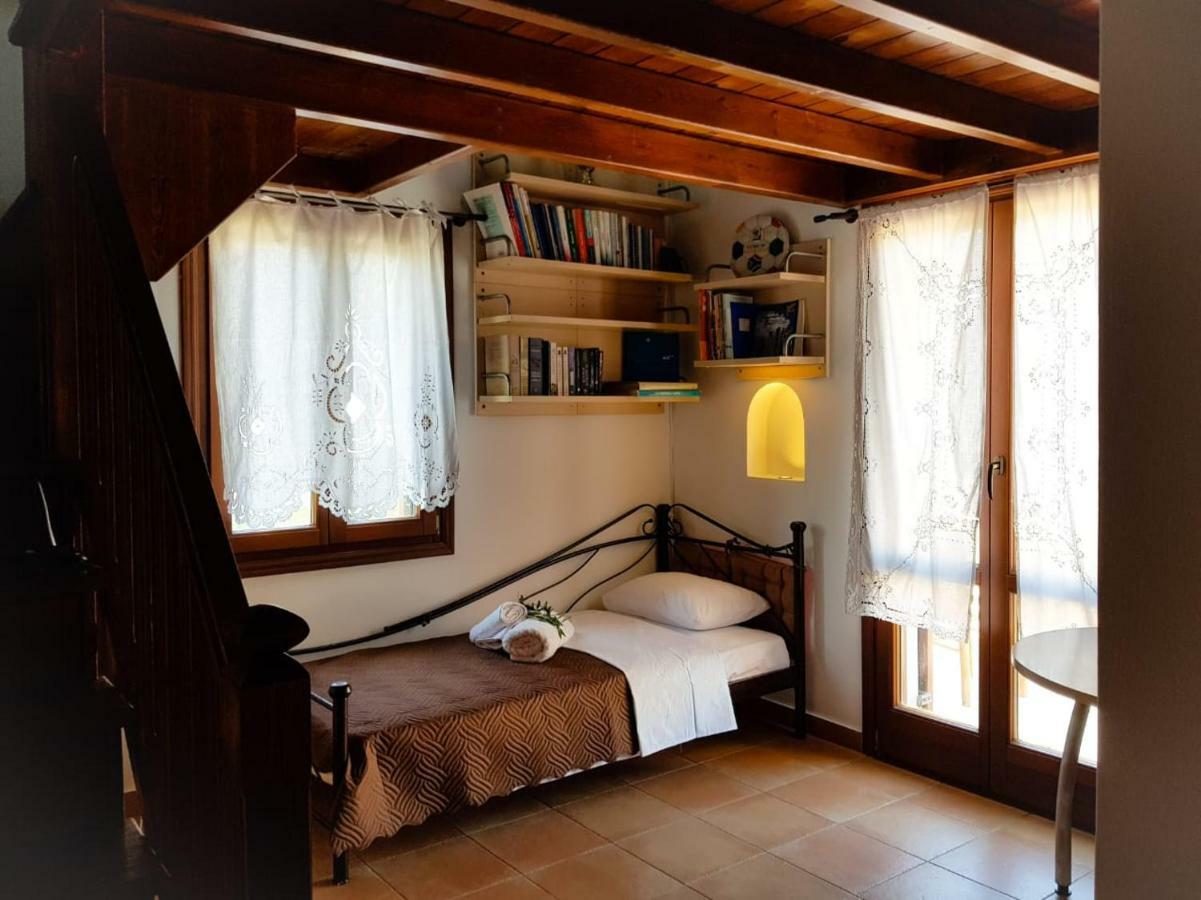 Sunshine House For 9, Cozy Set Up,Verandas, Sea View. Karterados  Bagian luar foto